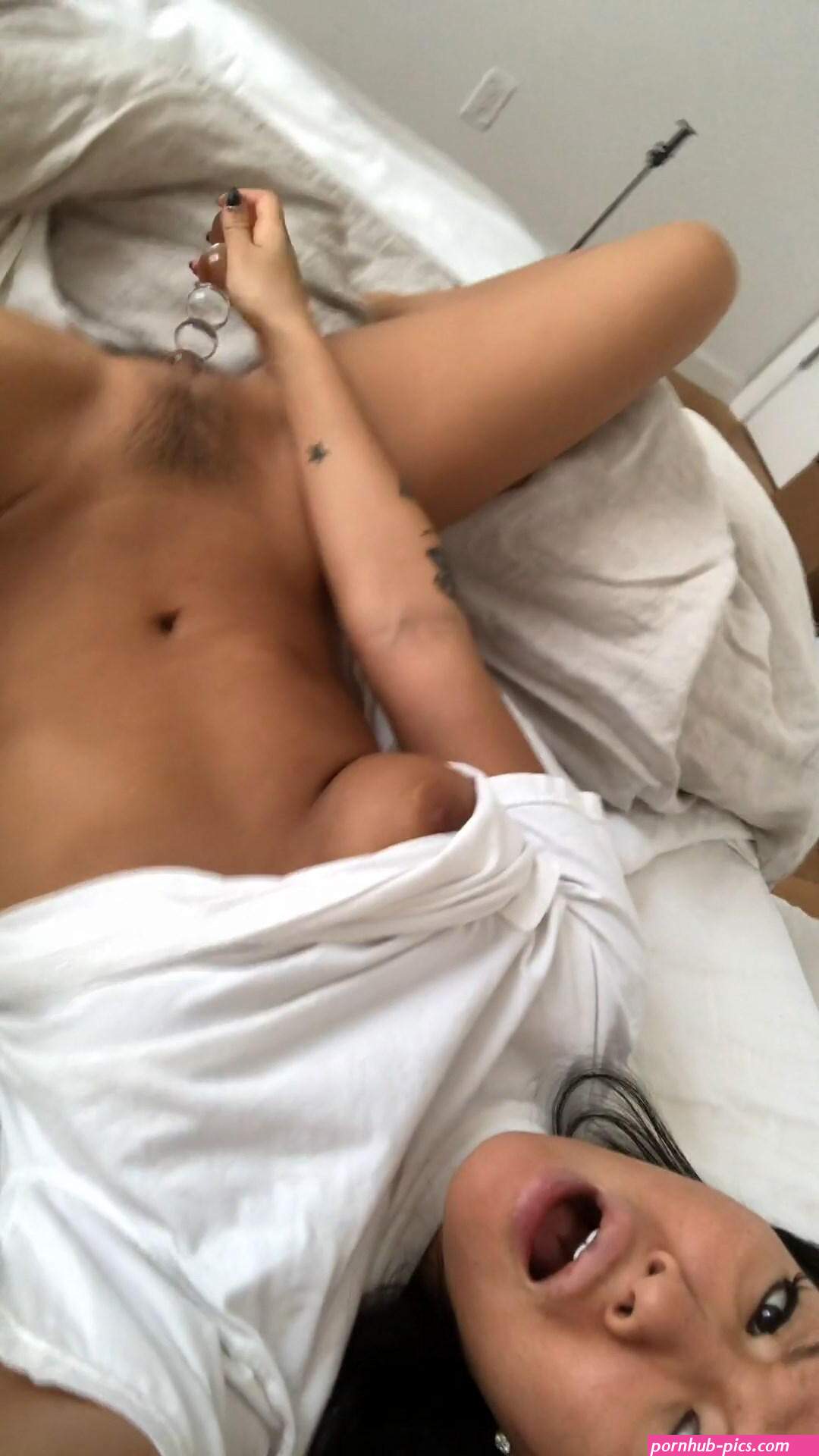 Asa Akira Glass Dildo Masturbation Onlyfans Video Leaked