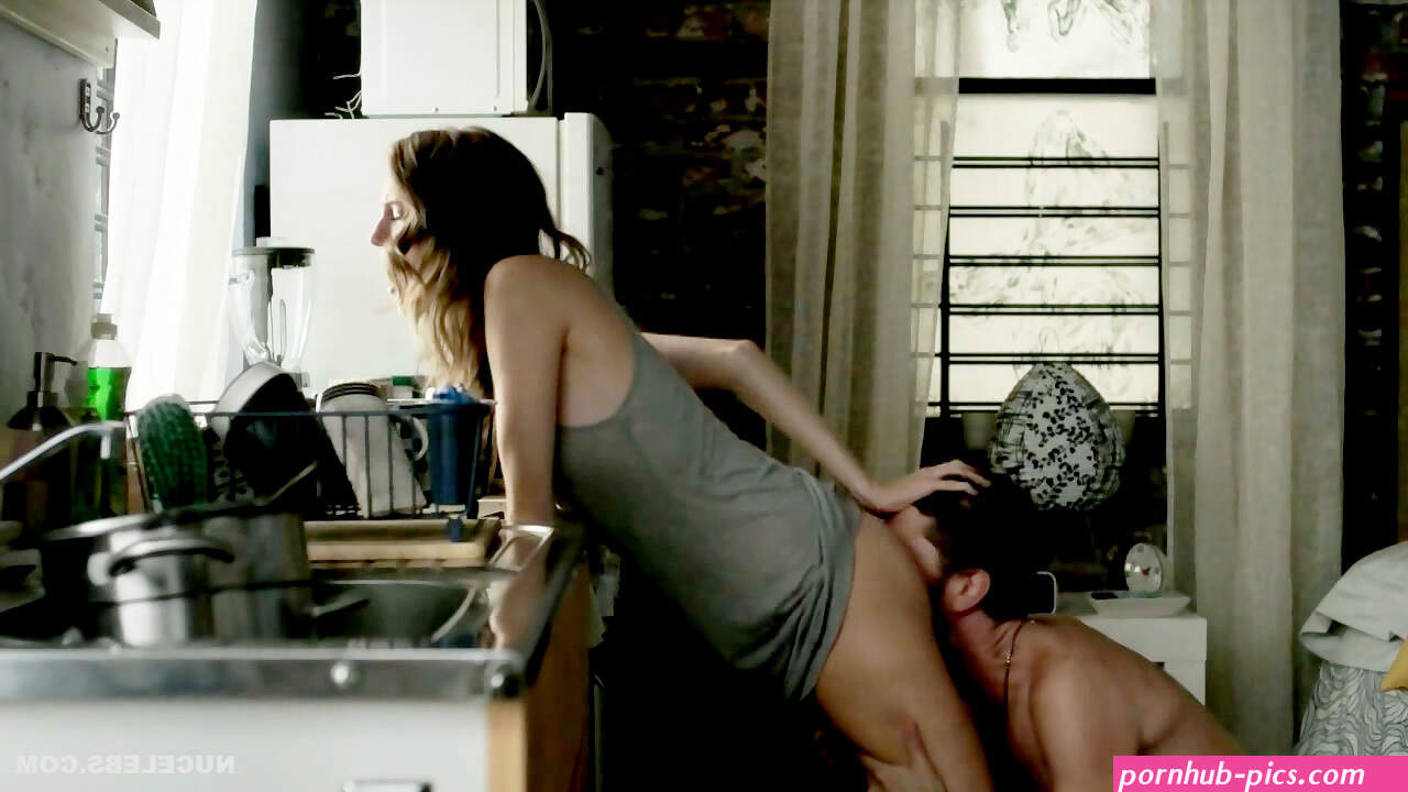 Allison Williams Nude Sex And Pee Scenes In Girls