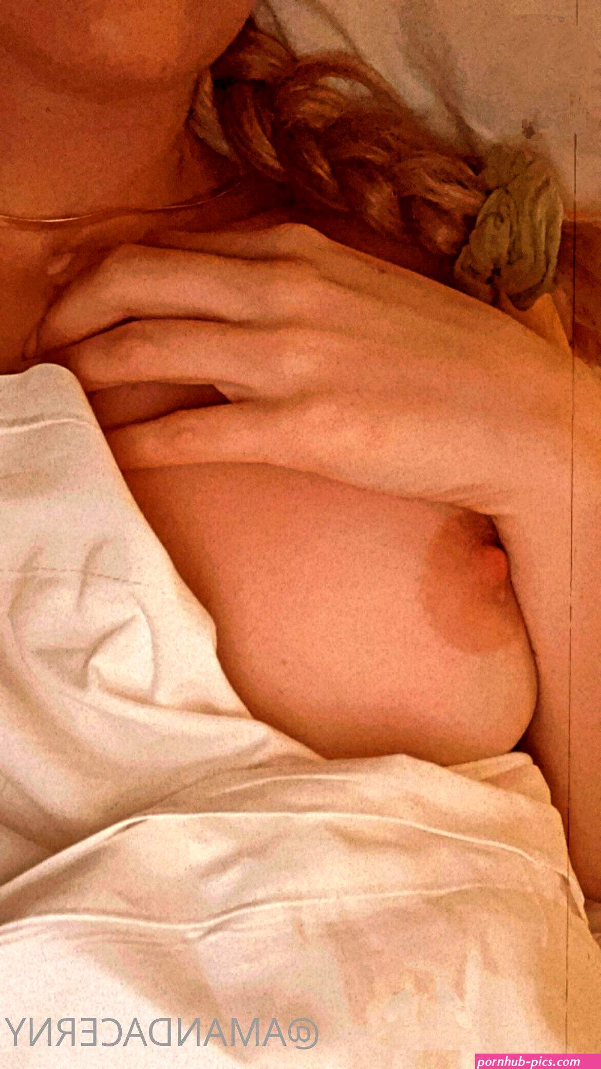Amanda Cerny Nude Nip Slip Onlyfans Set Leaked