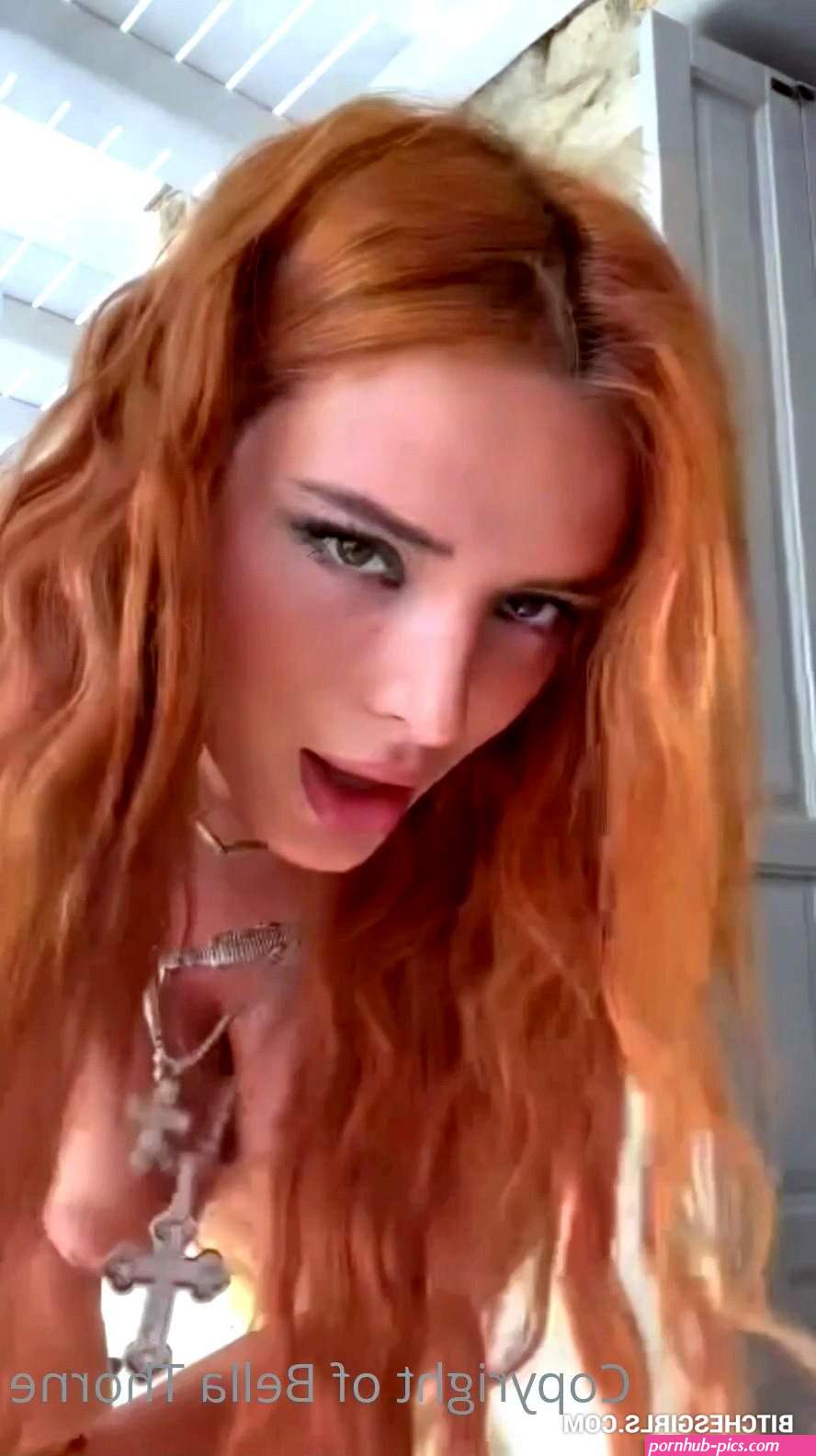 Bella Thorne Nude Celebrities