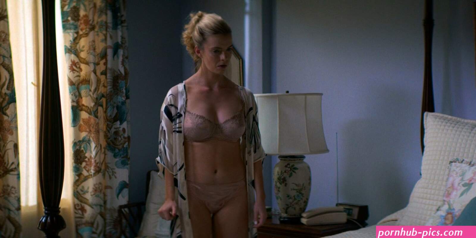 Betty Gilpin Nude Photos Videos 2024