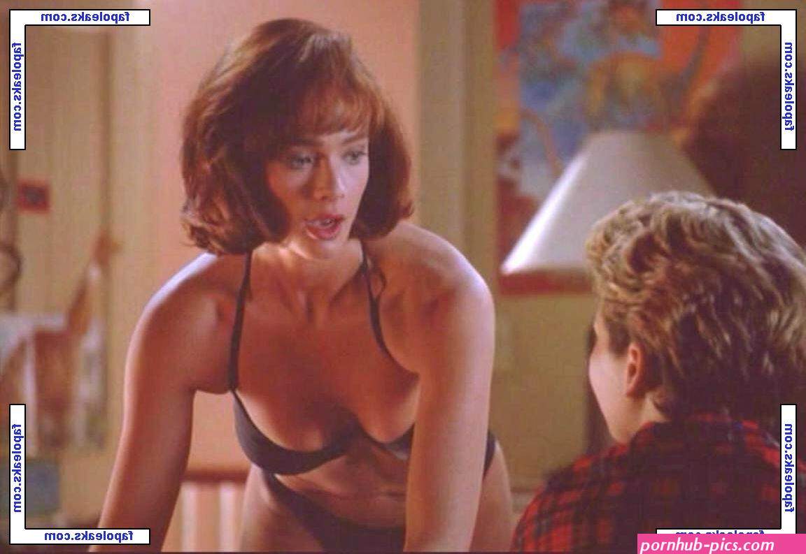 Lauren Holly leaked nude