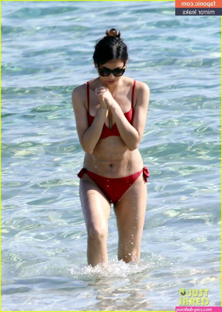Gemma Chan aka gemmachan Nude Leaks