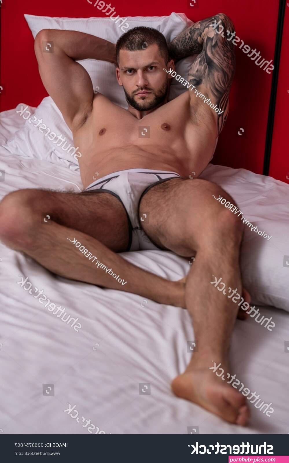 63.891 Gambar Foto Stok Objek 3D Vektor Boys naked