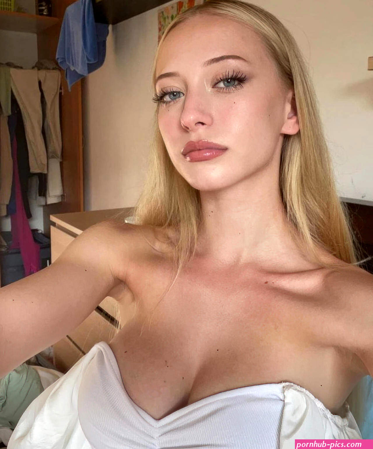 Sophia Diamond 33 by max-senpai on DeviantArt