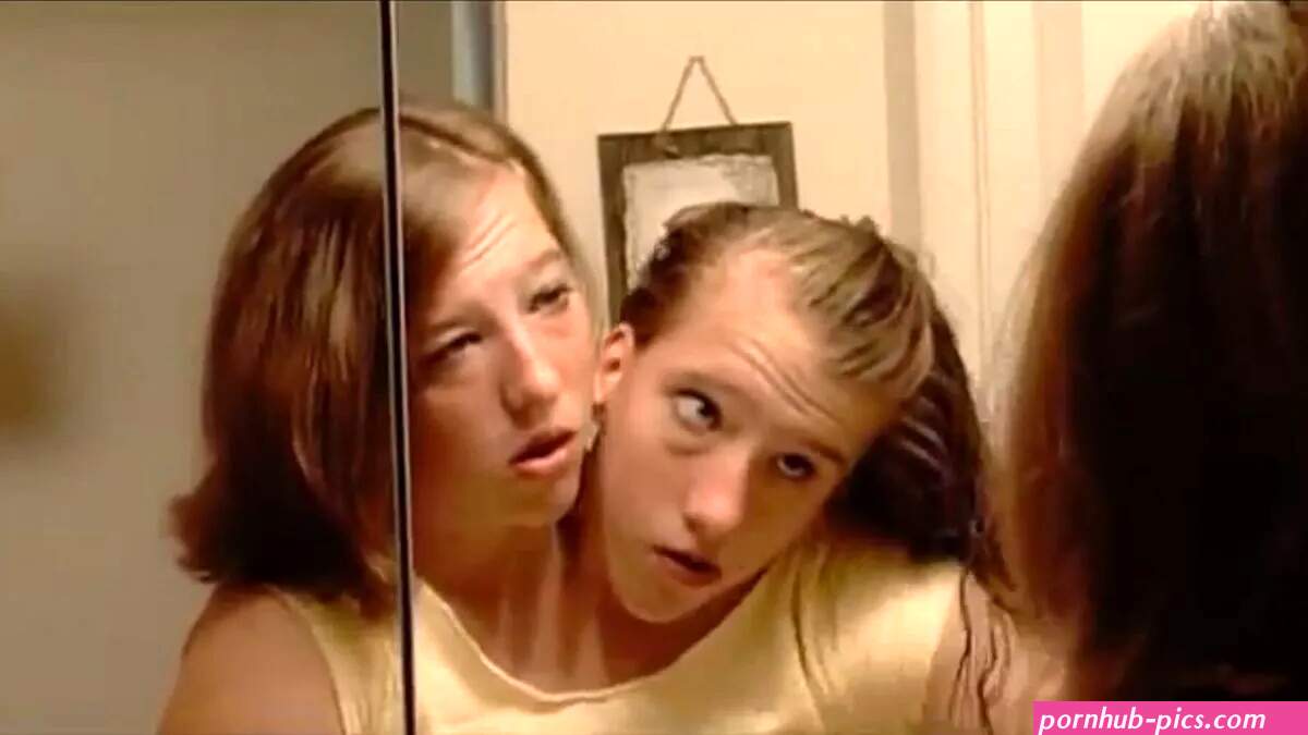 Conjoined twins Abby and Brittany Hensel from Minnesota set to become reality TV stars