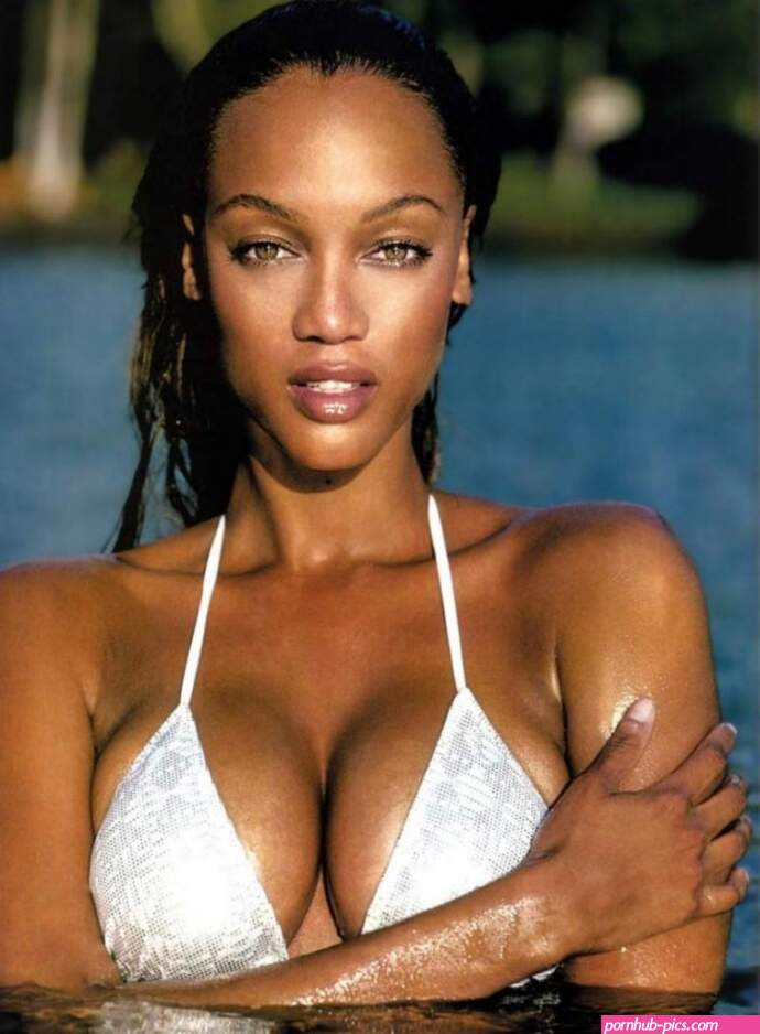 Tyra Banks Nude Porn Pic Gallery