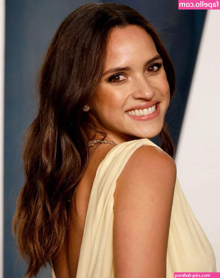 Adria Arjona adriaarjona Nude Leaked OnlyFans Photo fapelloi48