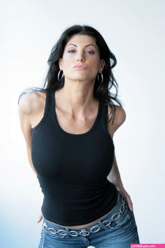 Julia Benson