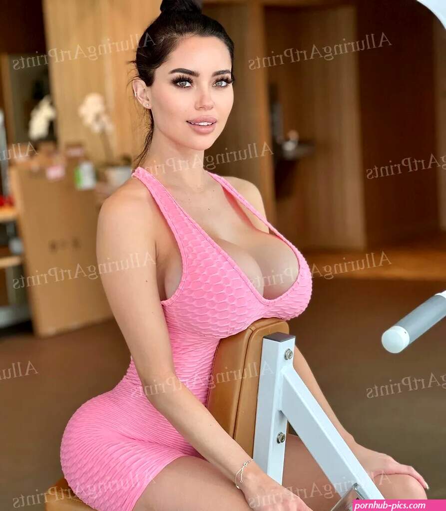 Marisol Yotta Risque Print Latina Model Pretty Woman Big Boobs Hot Legs BB602