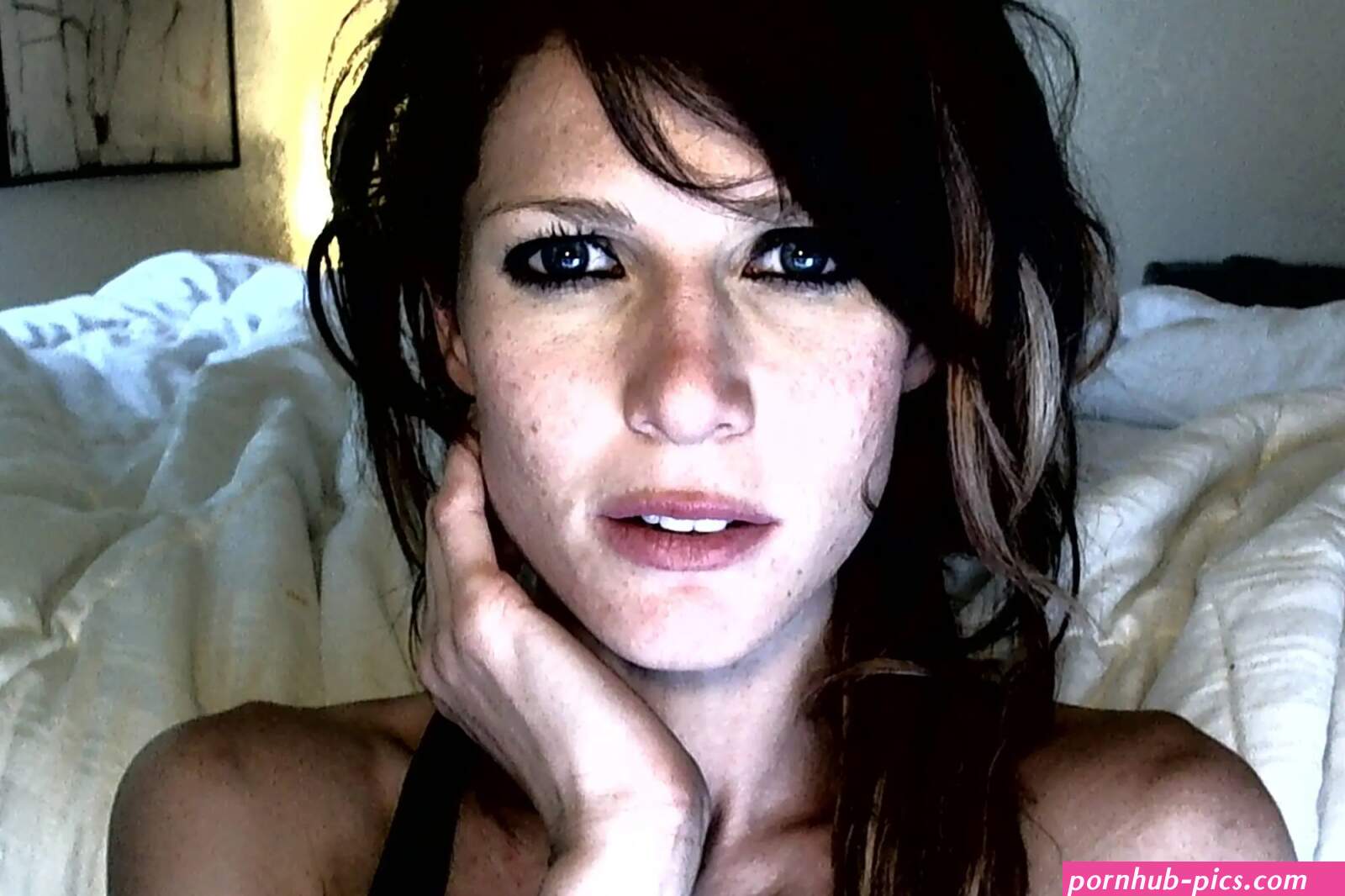 Ex-porn star Jenni Lee living homeless in Las Vegas tunnel