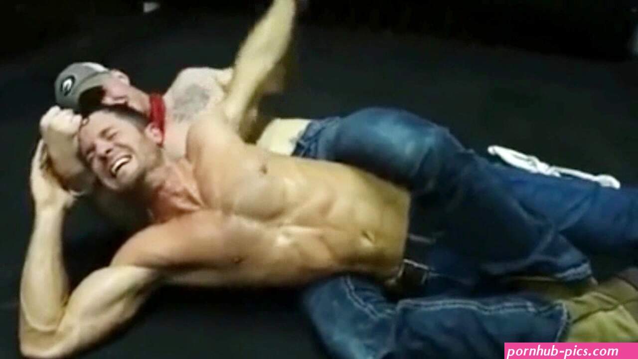 Wrestling: WESTING BONDAGE