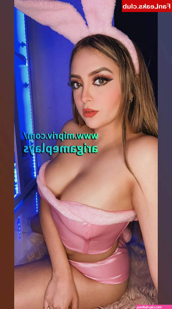 AriGameplays Leaked Nude Photo