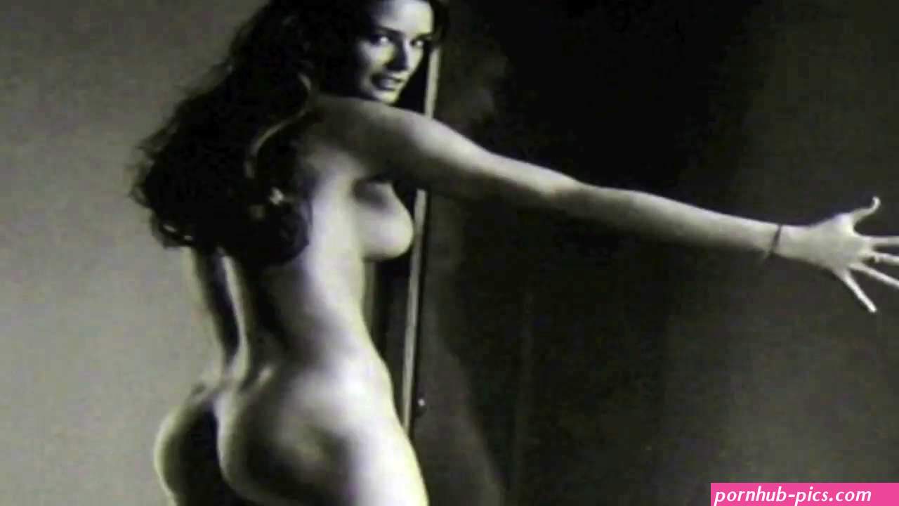 Demi Moore NUDE