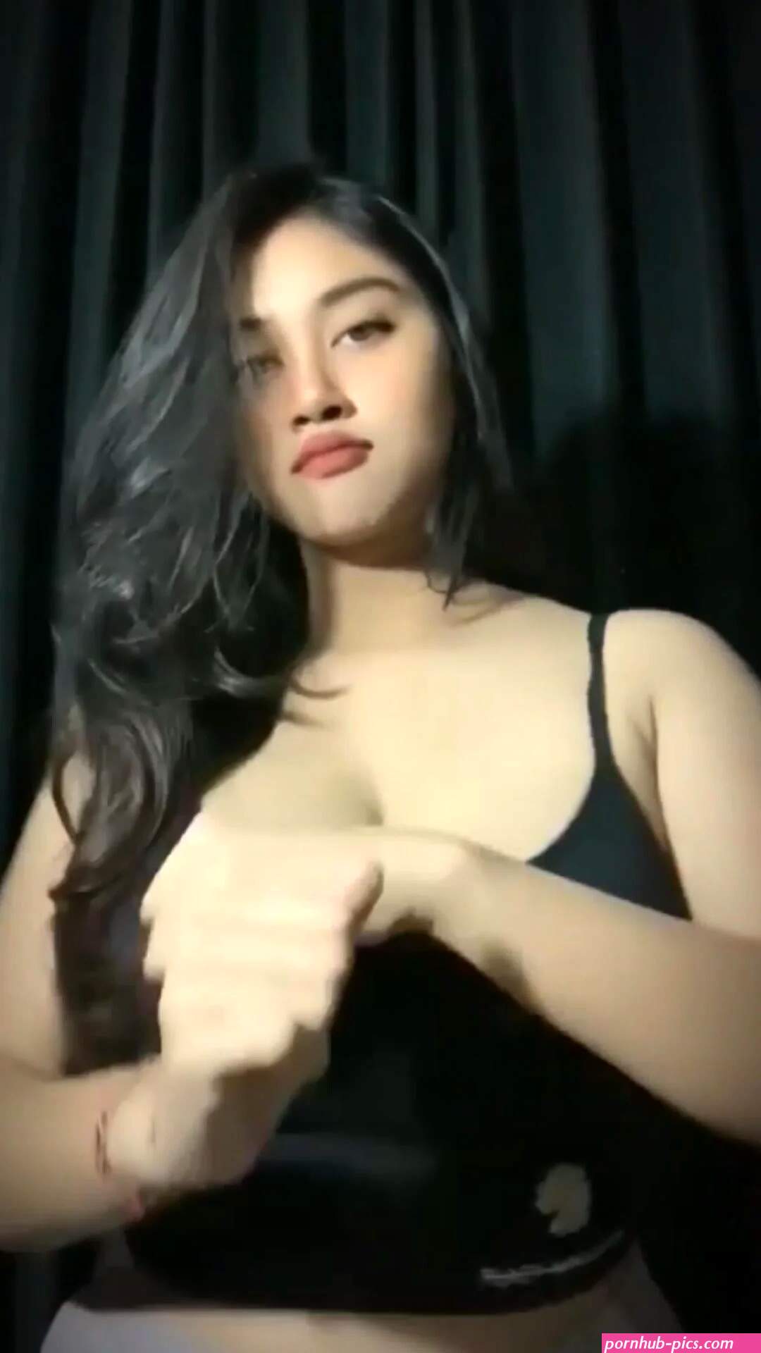 Tarisa ayu tiktokers from Bali