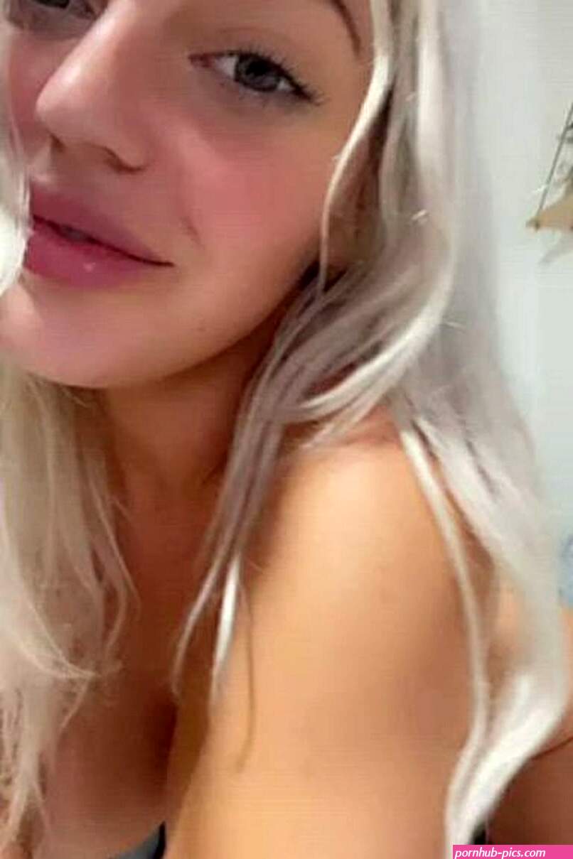 hot-blonde-tiktoker-nude Pandesia World