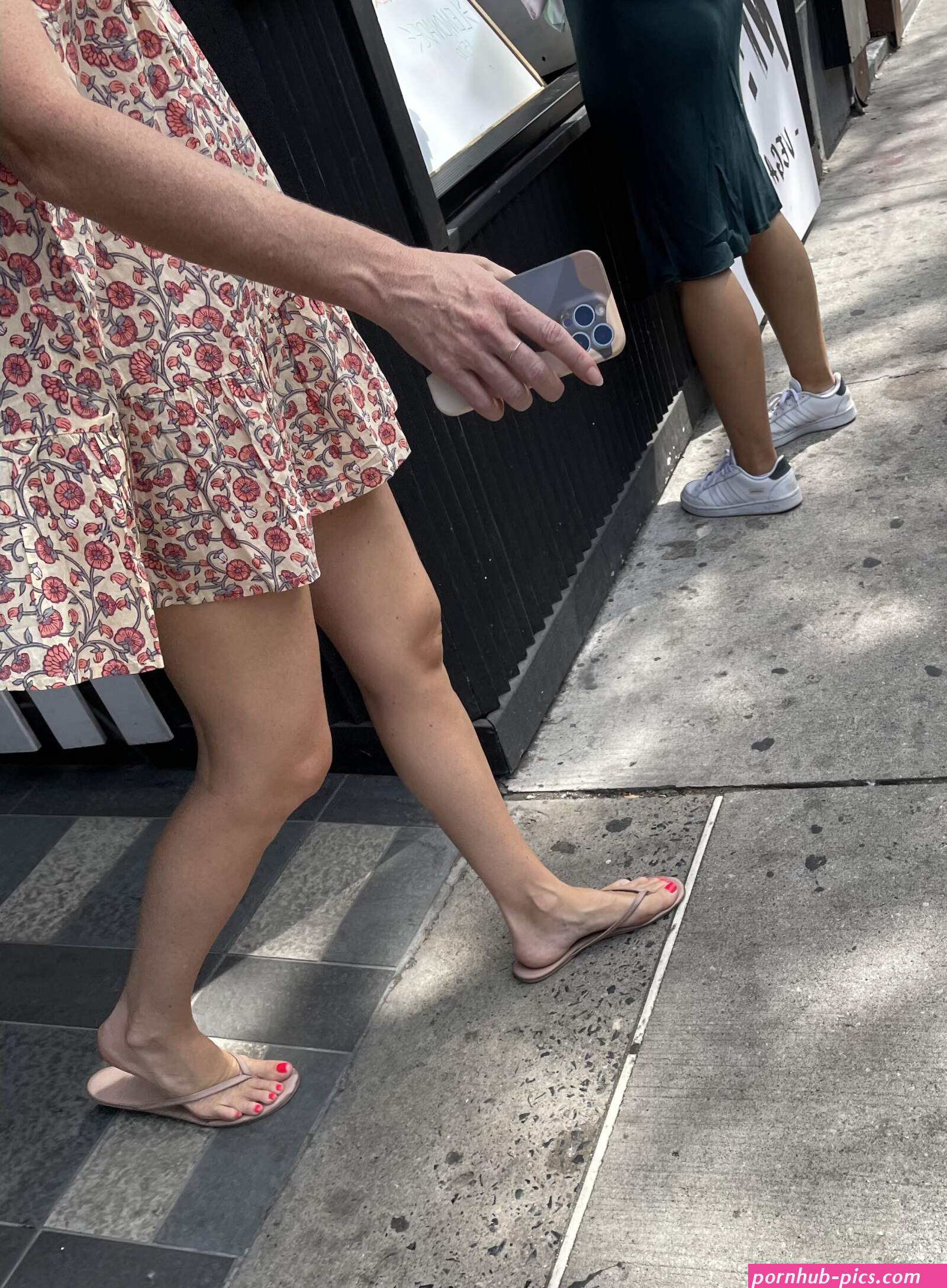 Sexy milf legs and feet