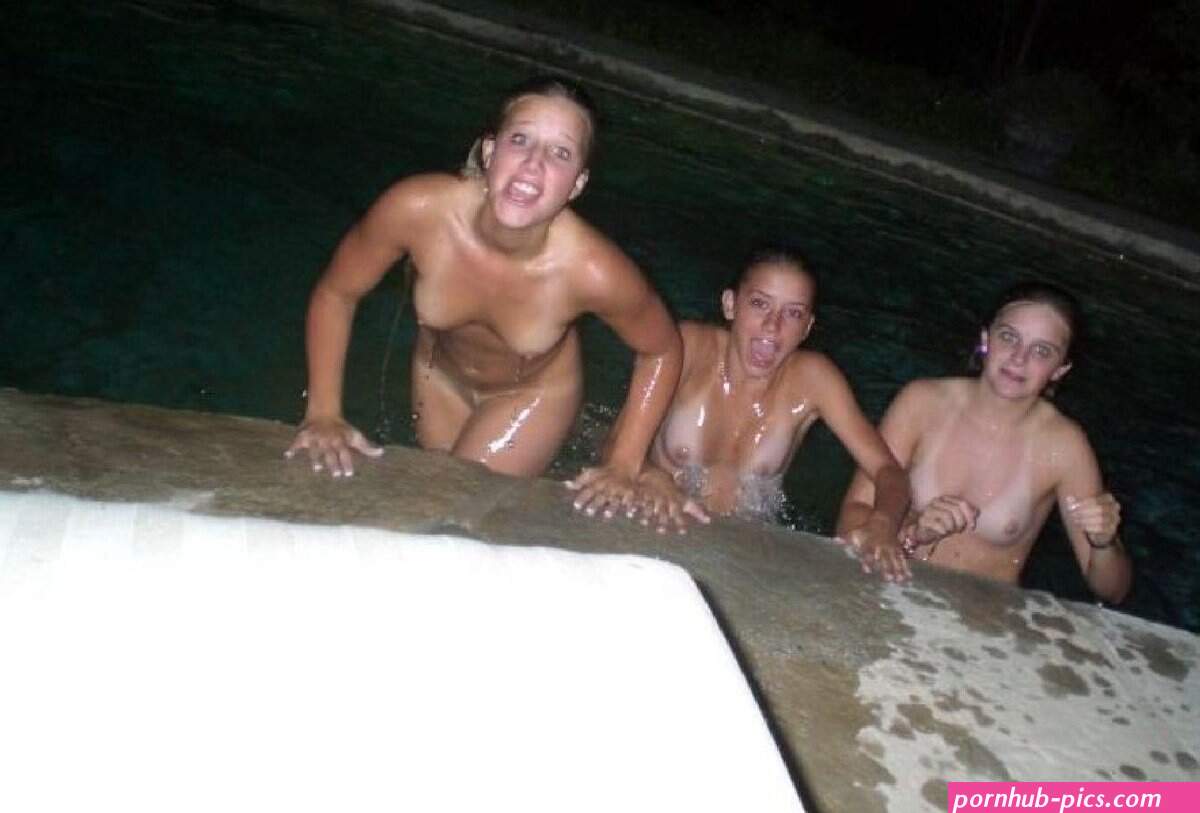 Dionne Girvin on X: three naked friends getting out of the sea