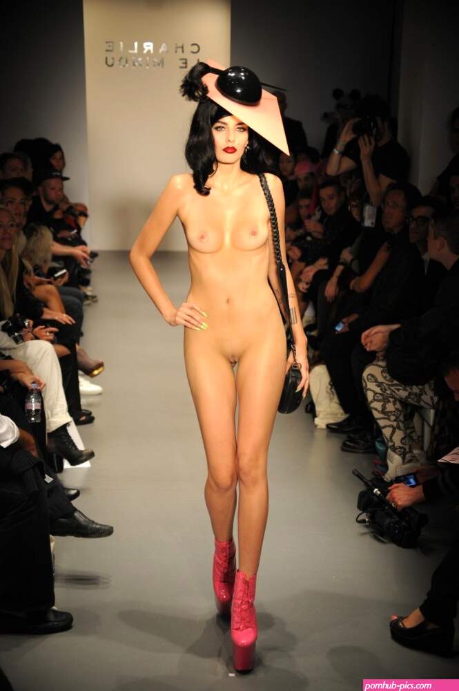 Awkwafina naked.