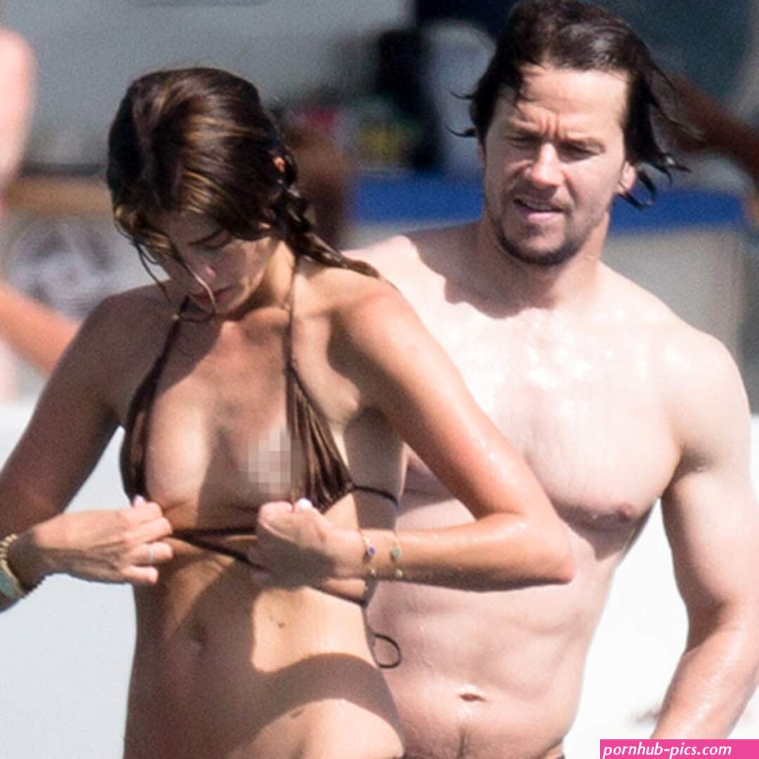 Nip Slip! Mark Wahlbergs Wife Flashes Boobs Butt in Barbados