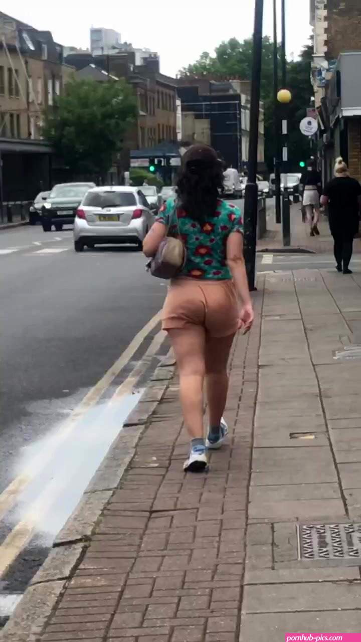Sexy pawg walking in shorts