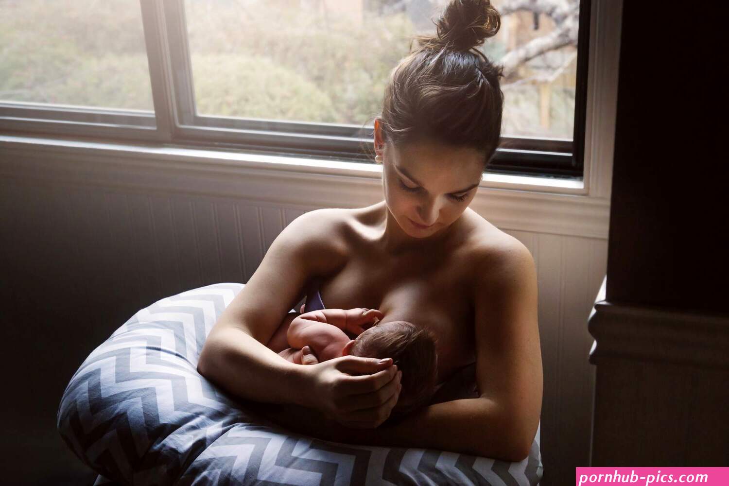 Lopsided Breasts From Breastfeeding: What to Do