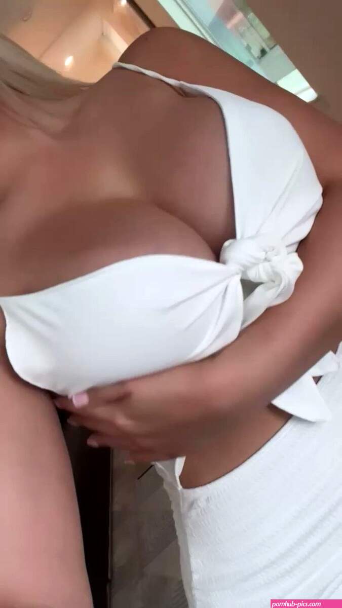 Summer Brookes summerbrookesxo X