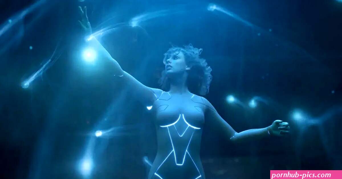 Review: Taylor Swifts Ready for It? Music Video