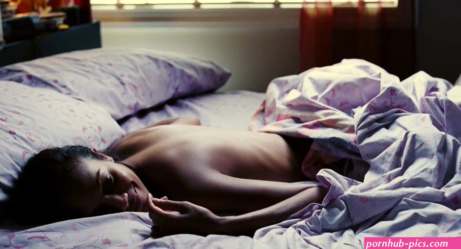 Nude video celebs Actress Zoe Saldana
