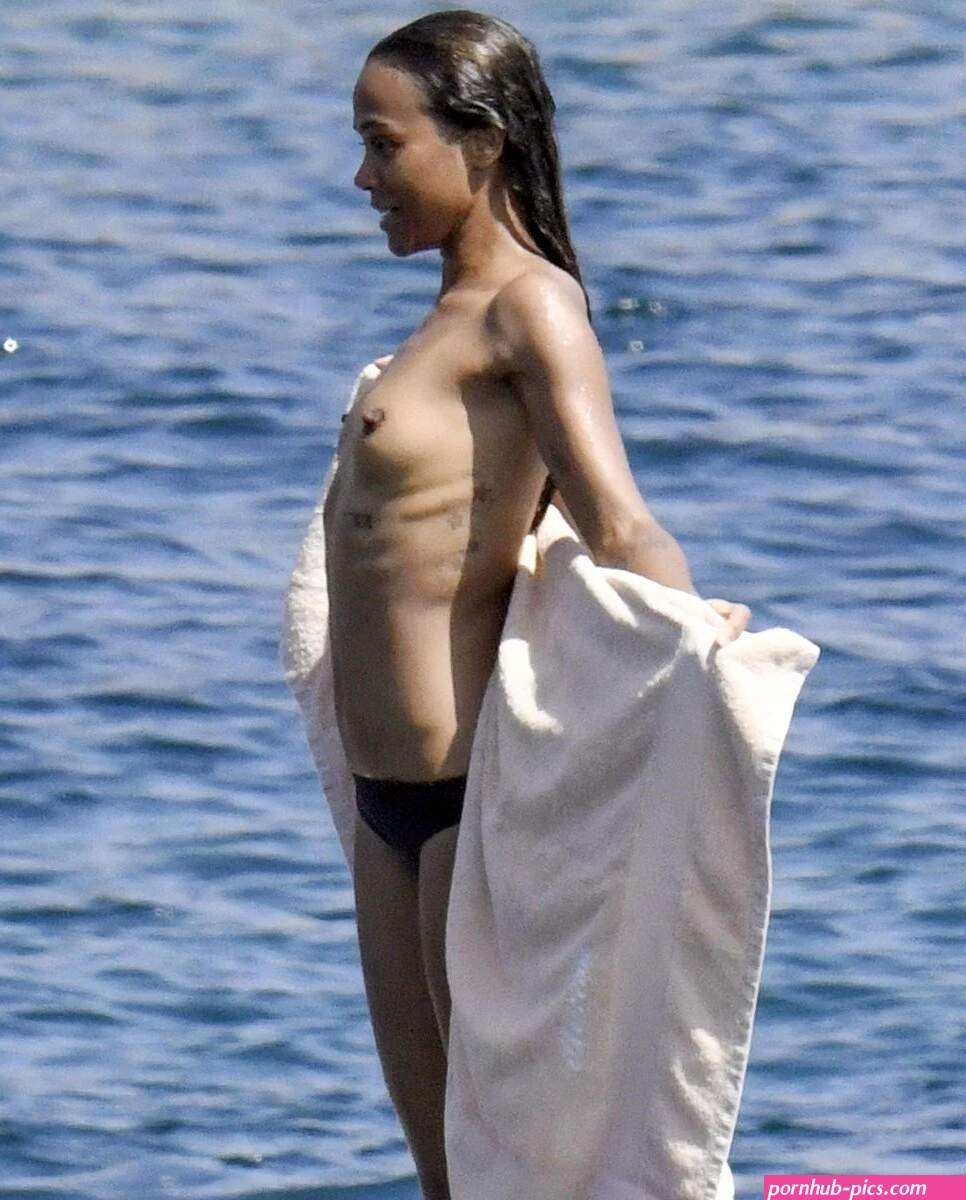 Zoe Saldana Nude Photos Videos