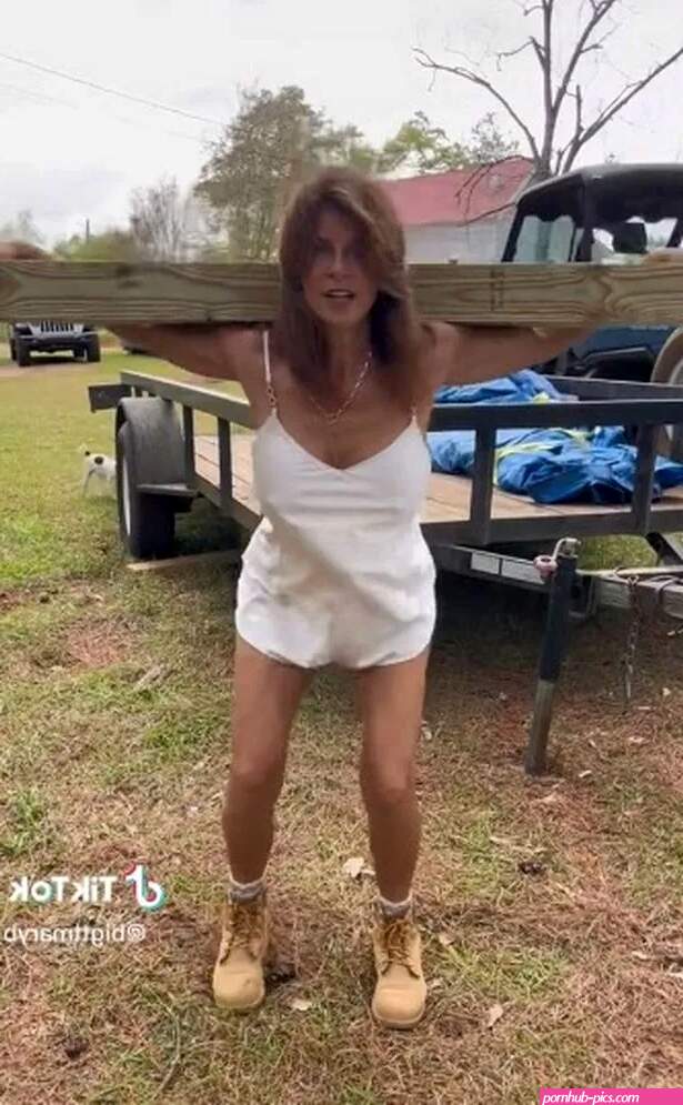 Im a country MILF