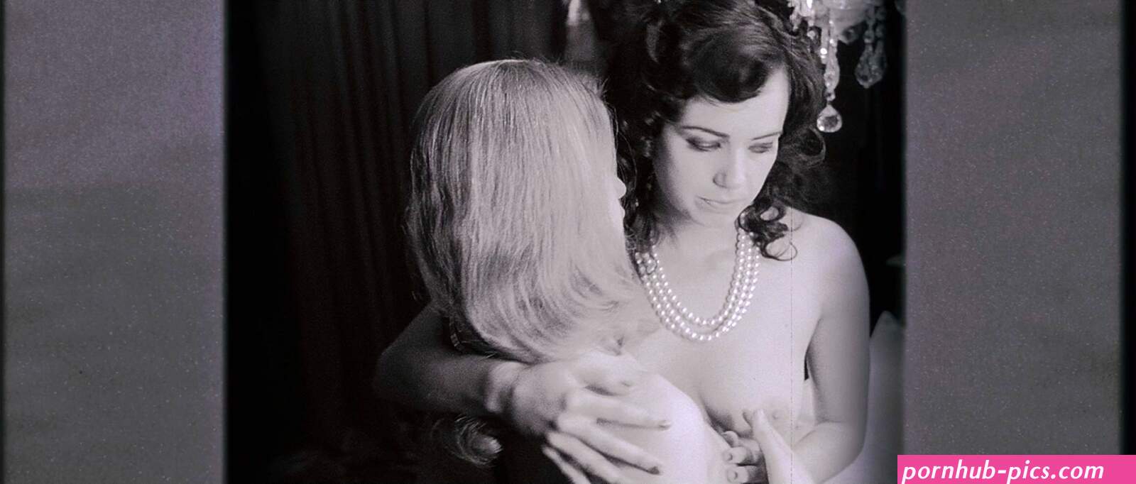 Mia Kirshner nude pics page
