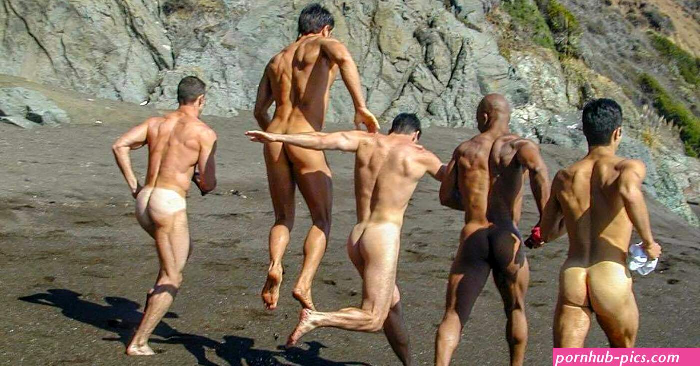 Hot men nude and free