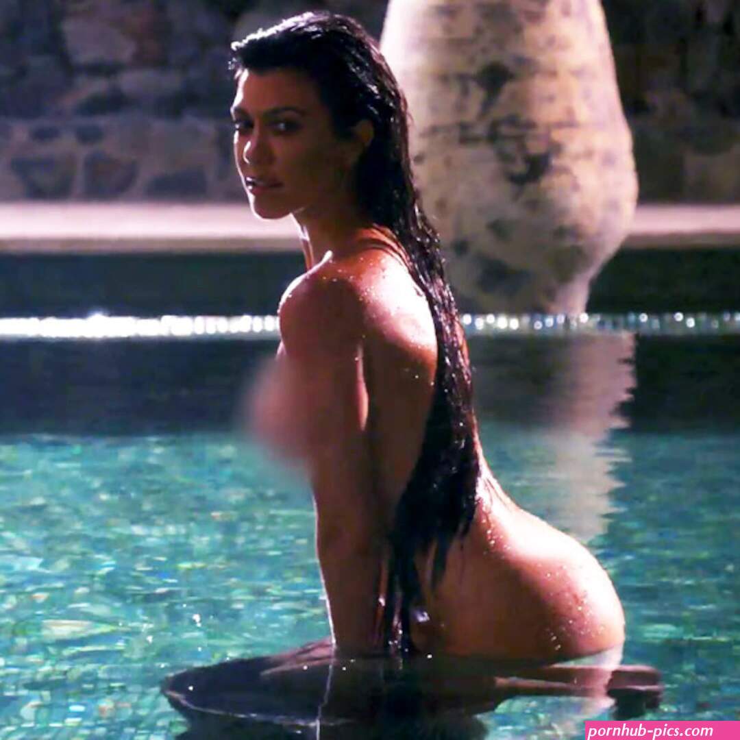 Take It Off! Kourtney Strips Down for Naked Photo Shoot in Costa Rica