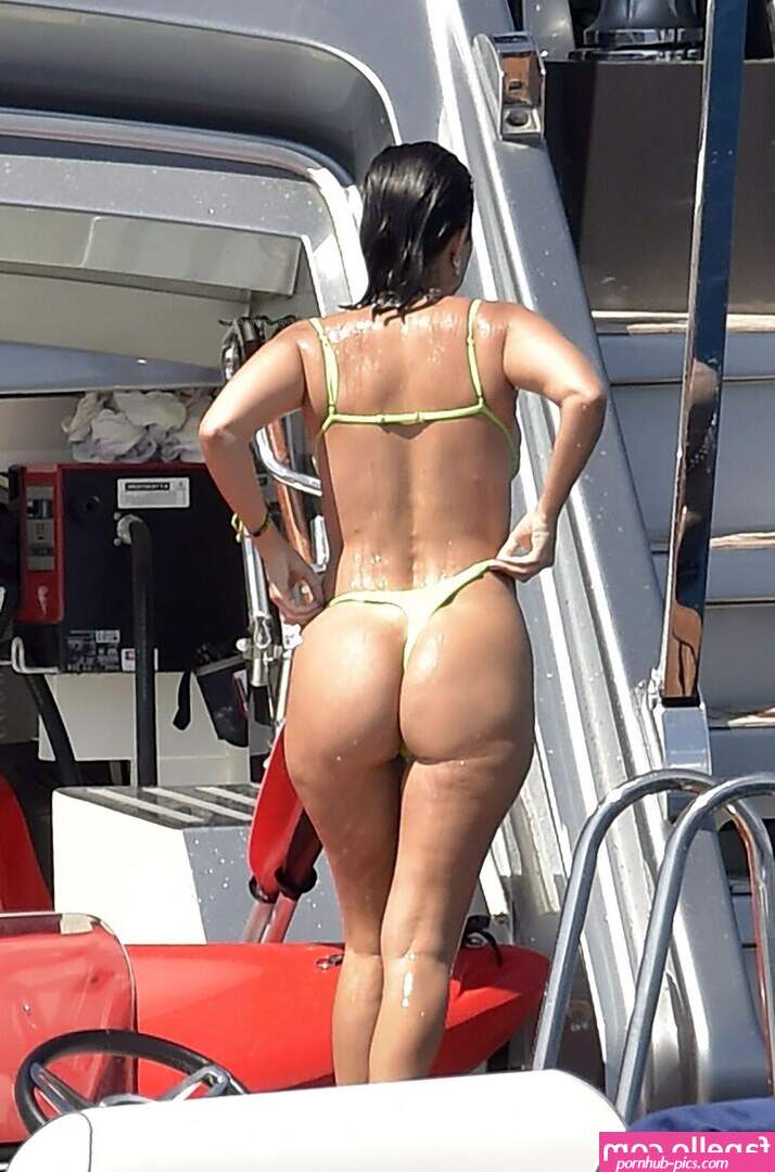 Kourtney Kardashian kourtneykardash Nude Leaked