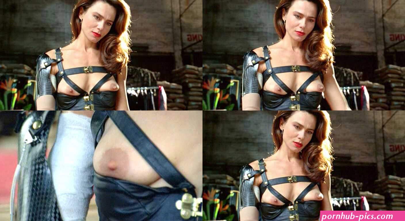 Naked Lena Olin in Romeo Is Bleeding ANCENSORED