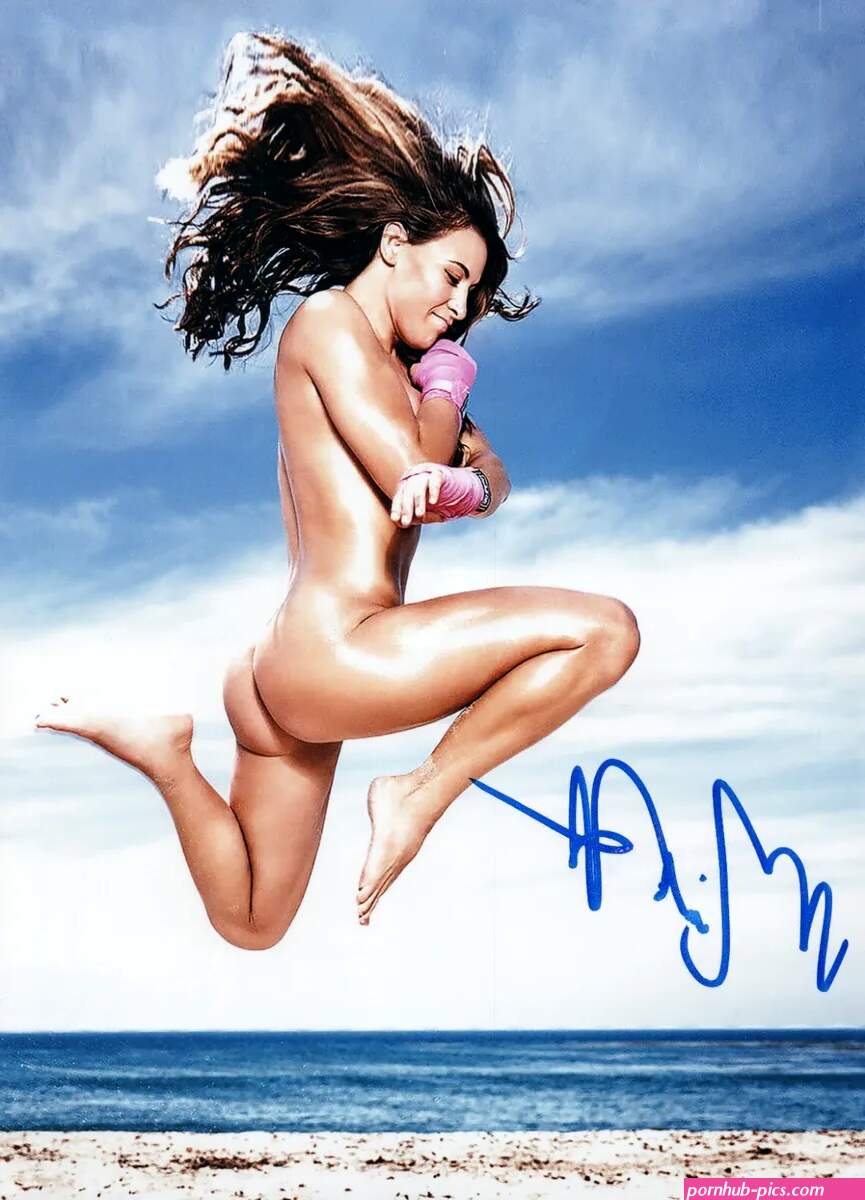 Miesha Tate Signed 8X10 UFC Bantamweight MMA FIGHTER Big Brother