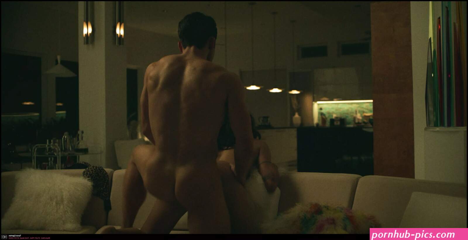 The 10 Best New Nude Scenes You Need to See