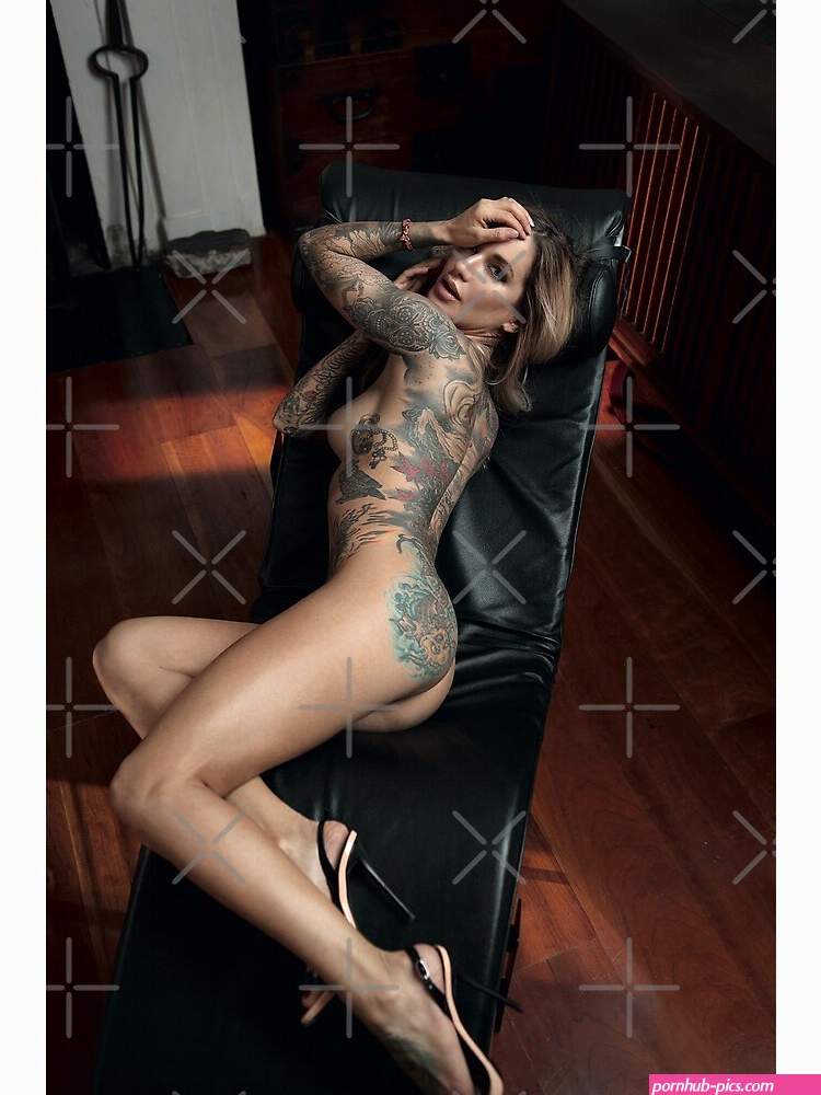 Sexy half naked tattoed girl Greeting Card by LonelySadBoy