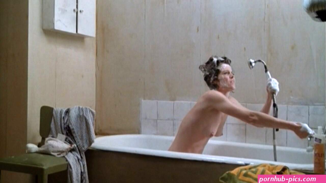 Nude video celebs Actress Sigourney Weaver