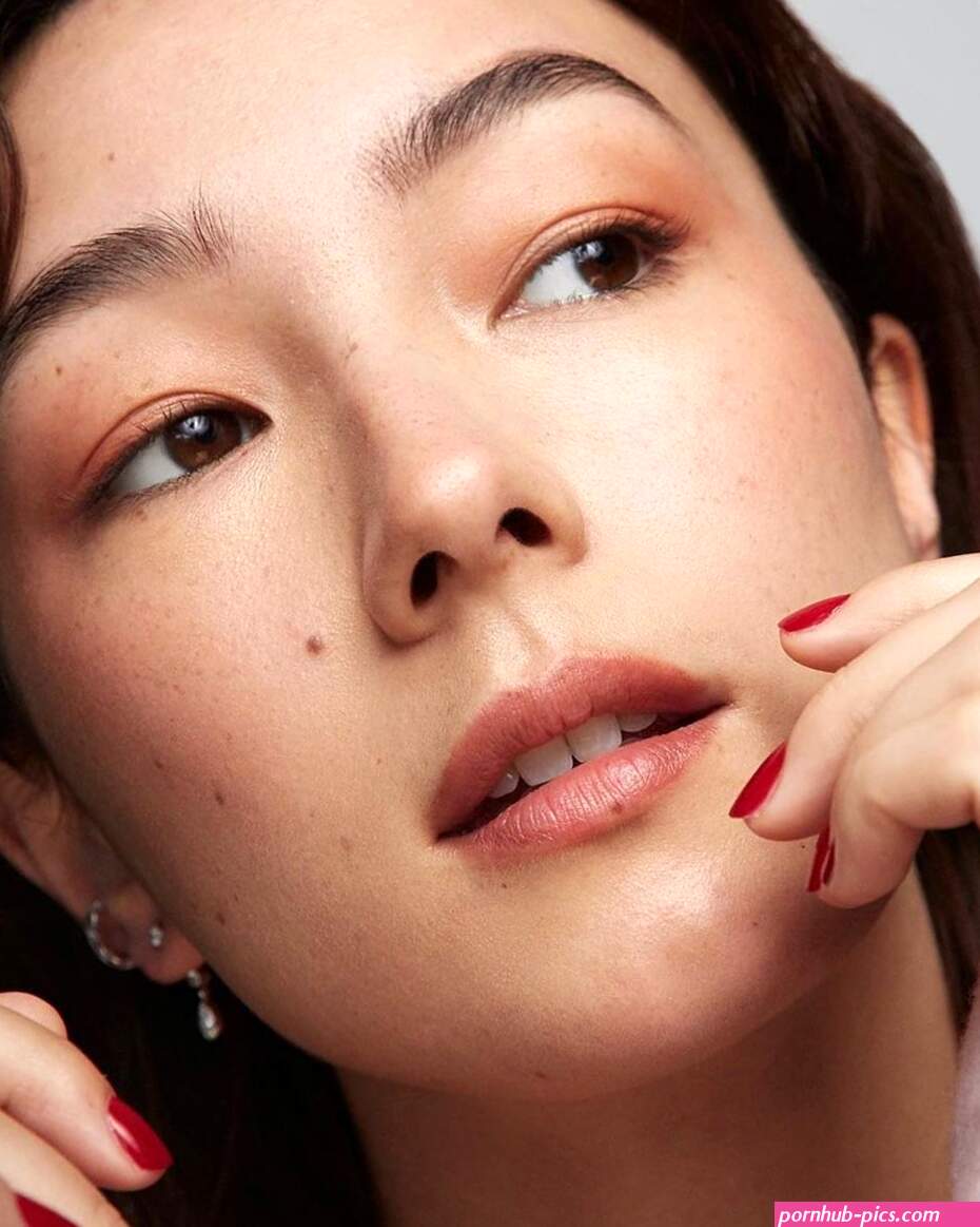NATASHA LIU BORDIZZO for Instyle Australia September 2022