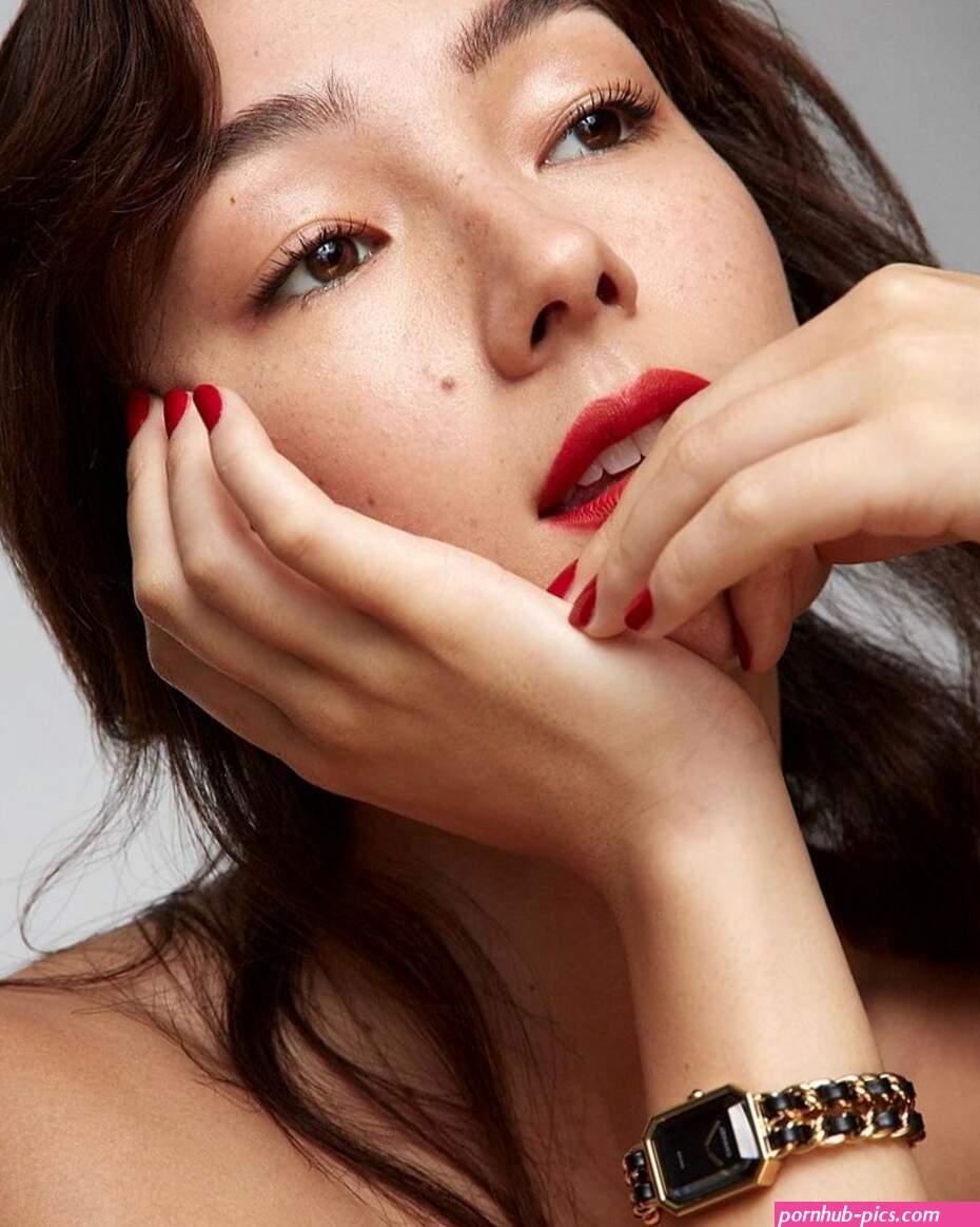 NATASHA LIU BORDIZZO for Instyle Australia September 2022