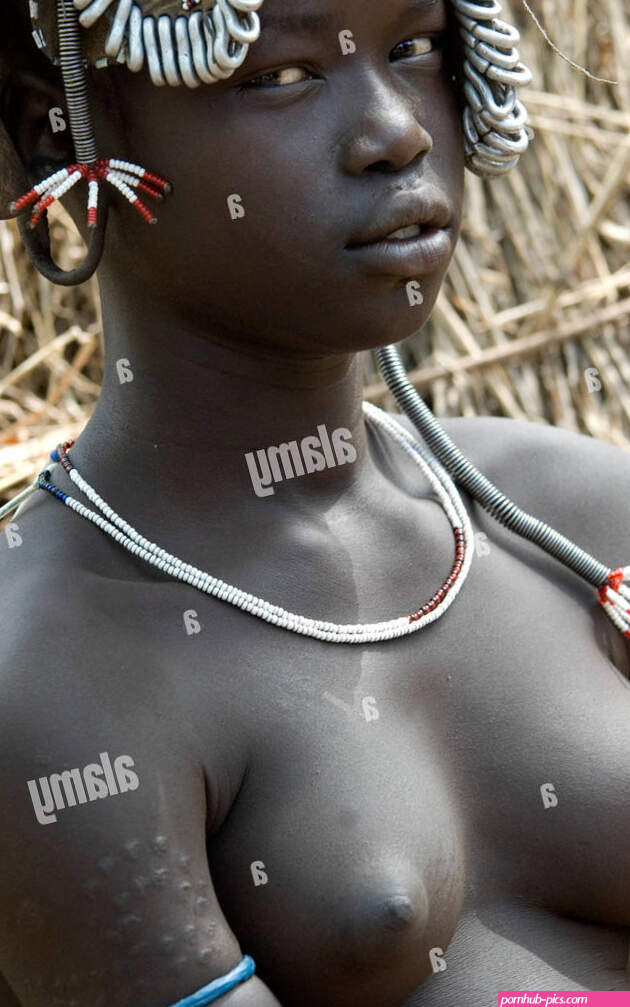 Omo national park hi-res stock photography and images
