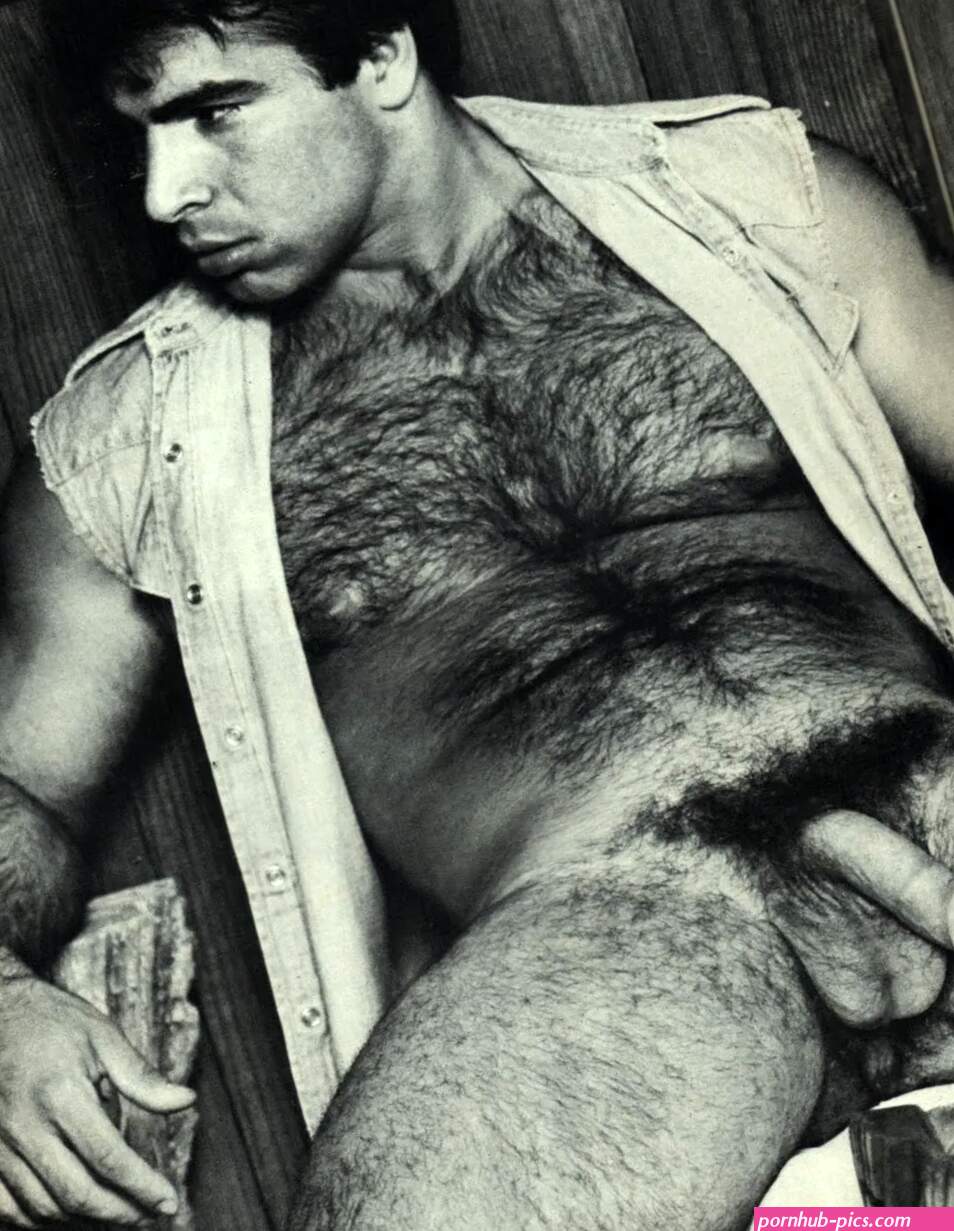 Hairy gay vintage porn