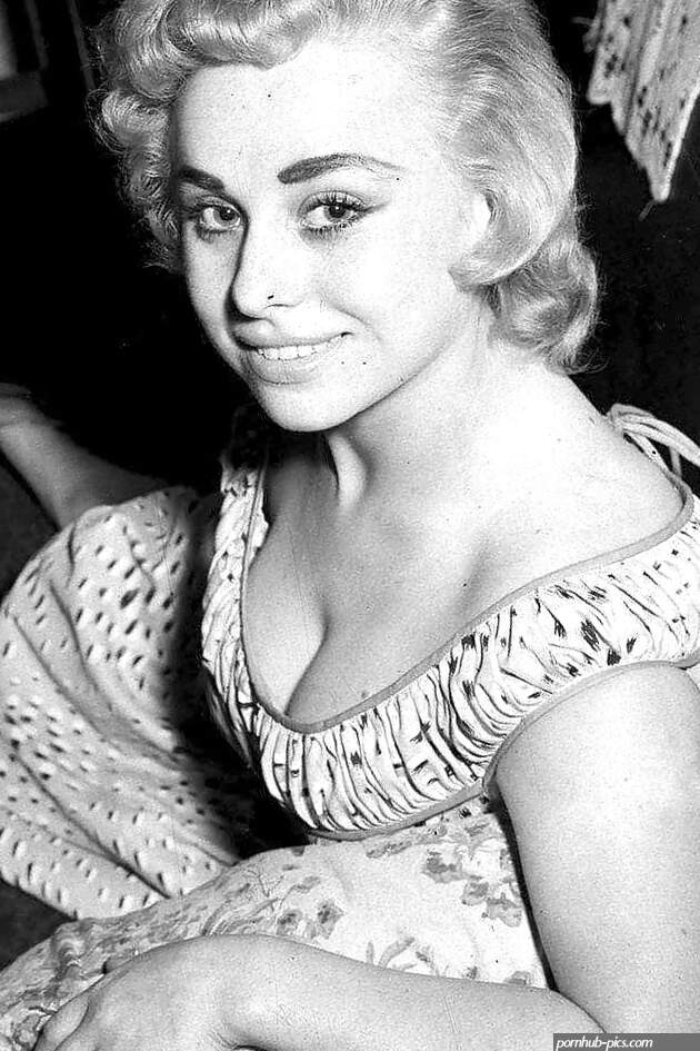 Barbara Windsor