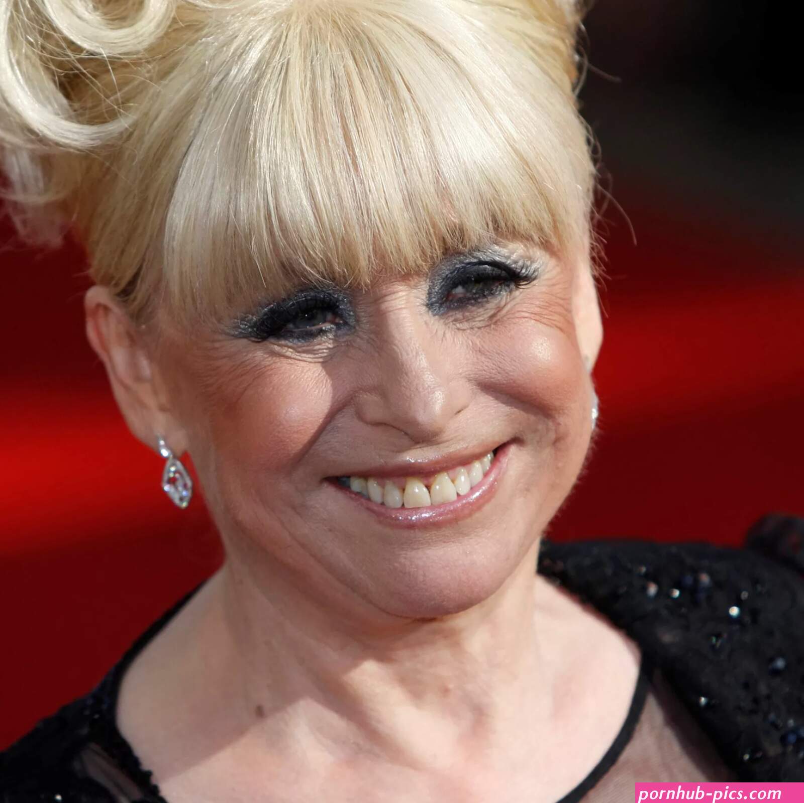 Barbara Windsor Height Age Body Measurements Wiki