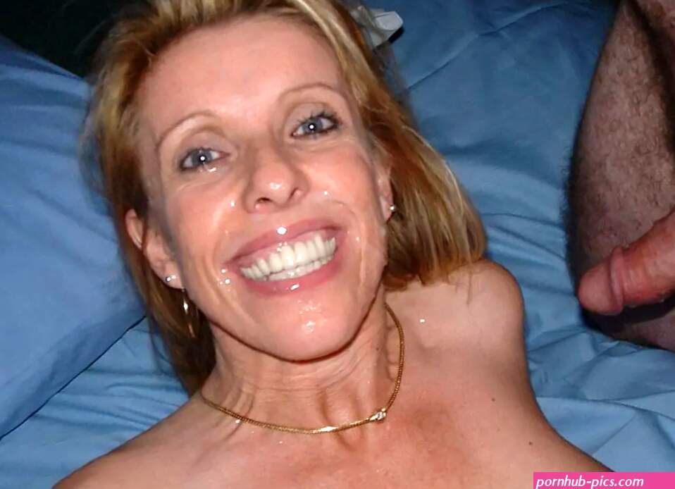 Wife cumbucket