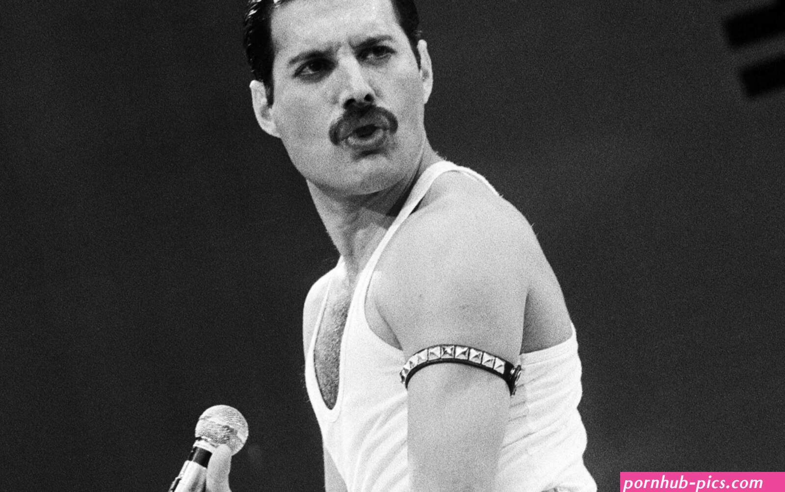 Freddie Mercury Photos Gallery