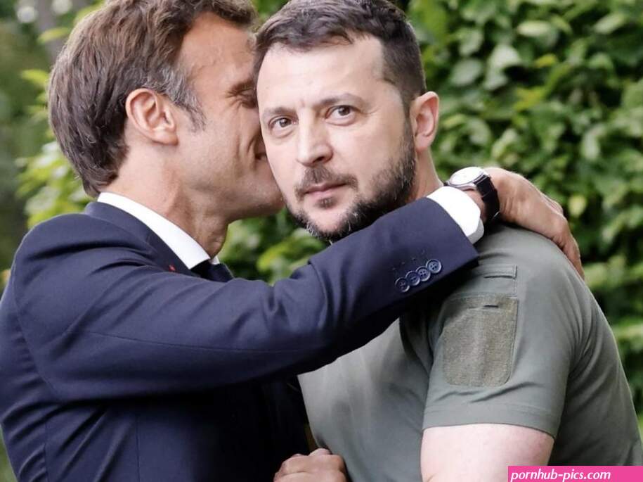 An awkward photo of Macron and Zelenskyy has become an instant internet meme