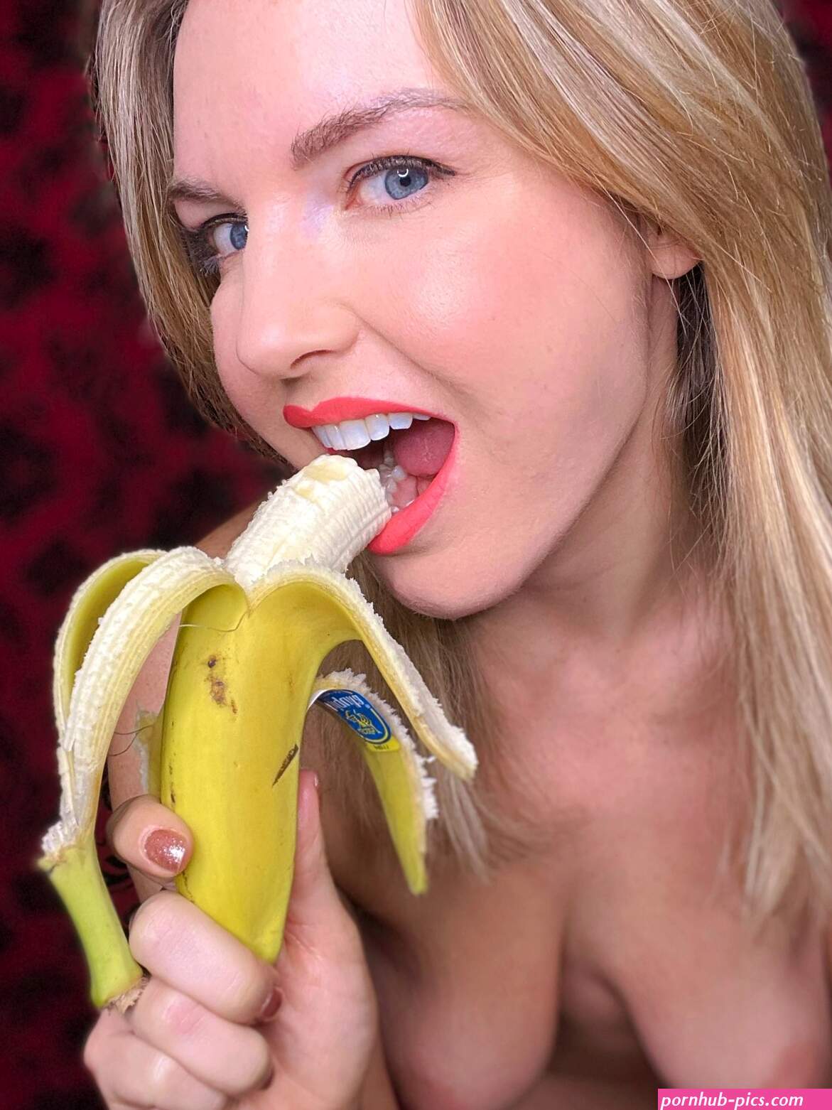 Banana boobs